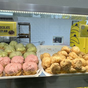Beard Papa’s - Desserts Near Me - Cerritos, California Beard Papa’s - Desserts Near Me - Cerritos, California