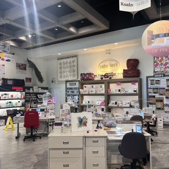 Flash Sew And Quilt - Baby Lock machines - Fabric Stores Near Me - Naples, Florida Flash Sew And Quilt - Baby Lock machines - Fabric Stores Near Me - Naples, Florida