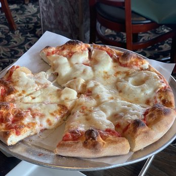 Chi Chi's Pizza - The best pizza cheese + pineapple - Pizza Near Me - Northridge, California Chi Chi's Pizza - The best pizza cheese + pineapple - Pizza Near Me - Northridge, California