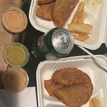 Empanada Queen - Lunch for 2 $30 - Food Trucks Near Me - Baldwin, New York Empanada Queen - Lunch for 2 $30 - Food Trucks Near Me - Baldwin, New York