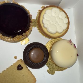 Warda Patisserie - Bakeries Near Me - Detroit, Michigan Warda Patisserie - Bakeries Near Me - Detroit, Michigan