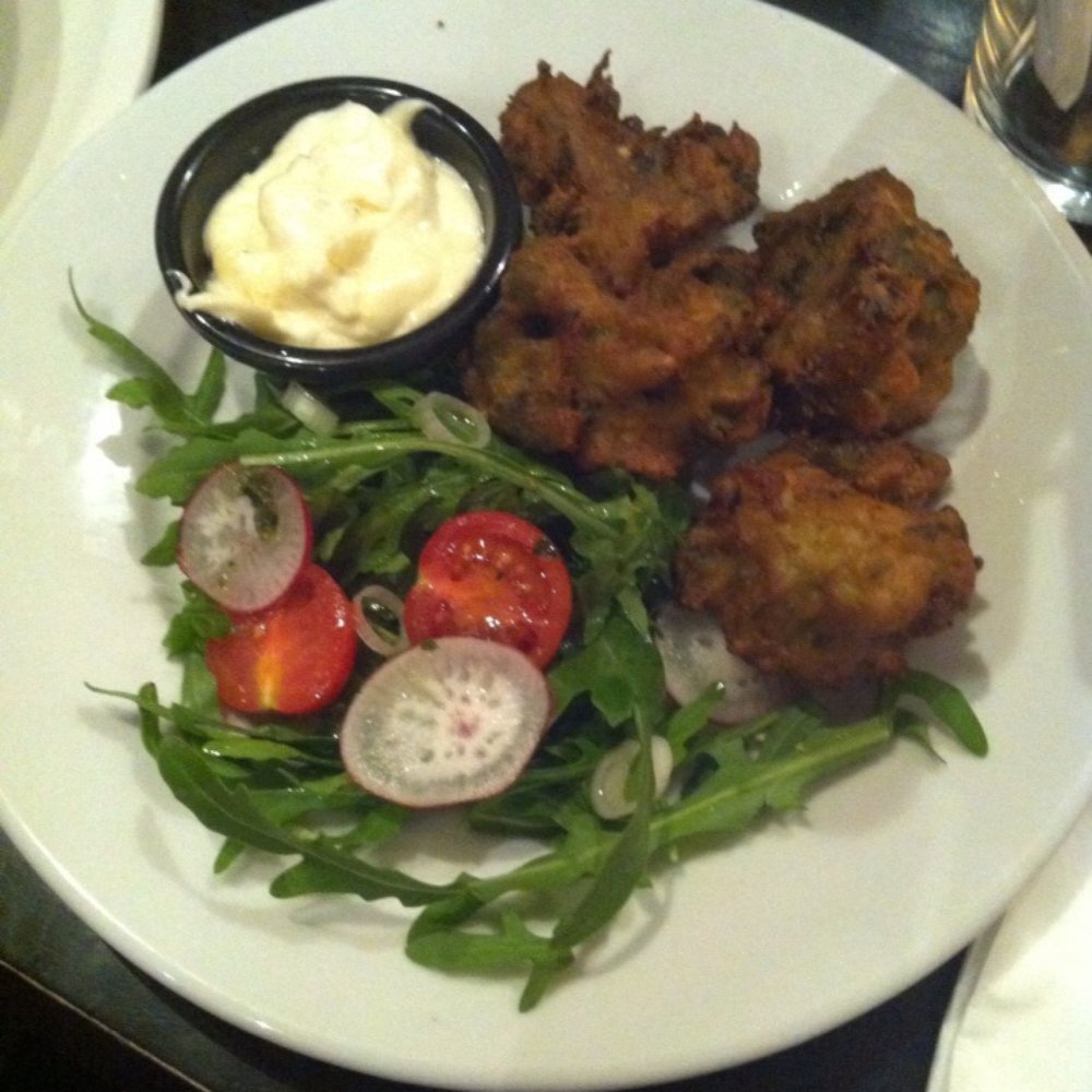Inn Deep - Broccoli and spinach fritters with "blue cheese" dip - Pubs Near Me - Glasgow, GLG