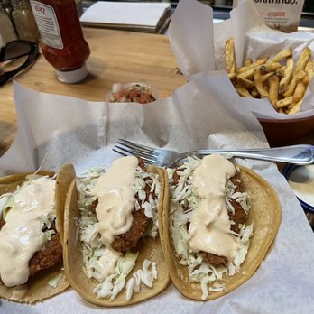 Islands Restaurant - Fish tacos - Burgers Near Me - Avondale, Arizona Islands Restaurant - Fish tacos - Burgers Near Me - Avondale, Arizona