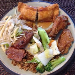 Paradis de Chine - Egg roll, chicken wings, fried rice, guy ding, spareribs and chow mein.