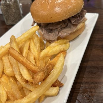 Costas - Pit Beef Classic - Seafood Near Me - Timonium, Maryland