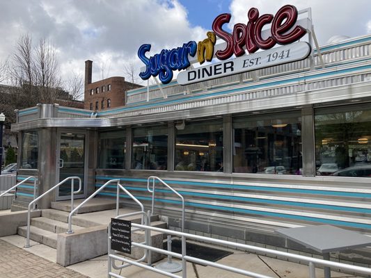 Sugar n’ Spice Diner by null