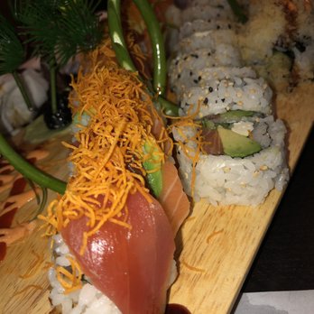 Injapan - Sushi Bars Near Me - Toronto, Ontario