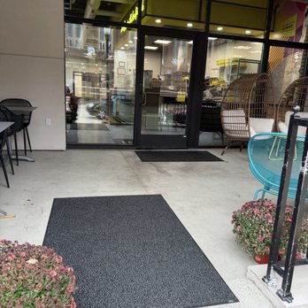 Egg Bar - Outside - Breakfast & Brunch Near Me - Dearborn, Michigan