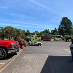 Meadowlawn Golf Course