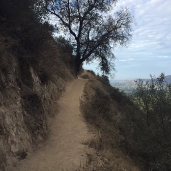 Inspiration Point via Castle Canyon - Trail - Parks Near Me - Altadena, California