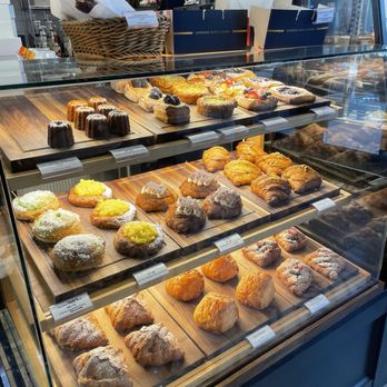 Bakelab - The spread - Coffee & Tea Near Me - Urbana, Illinois