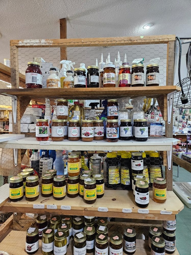 BEYOND BARGAINS Updated August 2024 624 W Highway 54, Hermitage