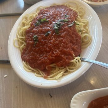 Chi Chi's Pizza - Pizza Near Me - Northridge, California
