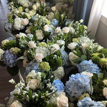 Wegmans - Wow! Our hotel room smelled like a florist!! - Grocery Near Me - Ocean, New Jersey