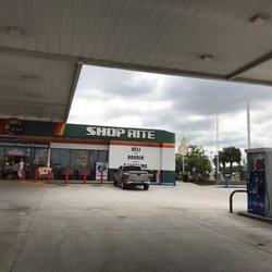Exxon Shop Rite - Cleanest restroom on i10 in Louisiana