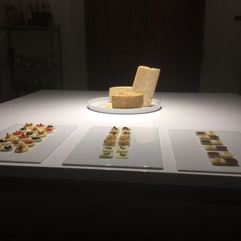 Bottega Pecchioli - Beautiful presentation in one cellar. - Food Tours Near Me - Poggio Alla Malva, PO Bottega Pecchioli - Beautiful presentation in one cellar. - Food Tours Near Me - Poggio Alla Malva, PO