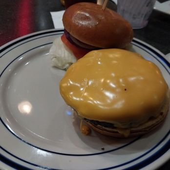 Charlie's Down Under - Cheeseburger - American Near Me - Las Vegas, Nevada