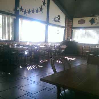 Grizzly Rock Cafe - Inside the dinning area - Sports Bars Near Me - Turlock, California Grizzly Rock Cafe - Inside the dinning area - Sports Bars Near Me - Turlock, California