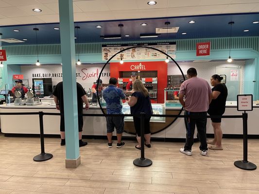 Cinnabon Swirl by null