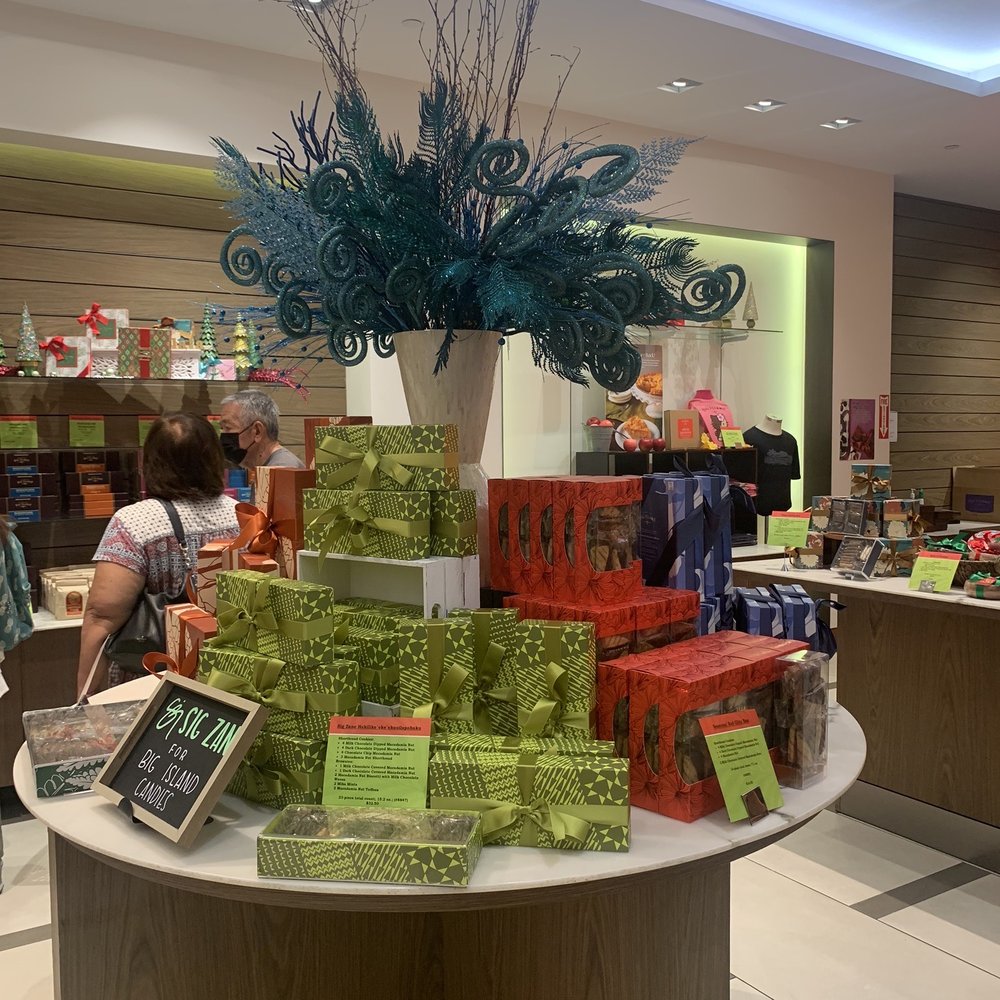 Big Island Candies - Love the gift wrapped boxes! - Chocolatiers & Shops Near Me - Honolulu, Hawaii