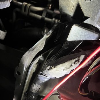 Paintin' Place - The wiring groups were spliced open. - Body Shops Near Me - Westlake Village, California Paintin' Place - The wiring groups were spliced open. - Body Shops Near Me - Westlake Village, California