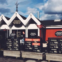 Fiskehuset I Hornbæk - Fiskehuset Hornbæk. Darling fresh fish market for take away or stay. Few seats to have a beer, wine, local fish specialties.