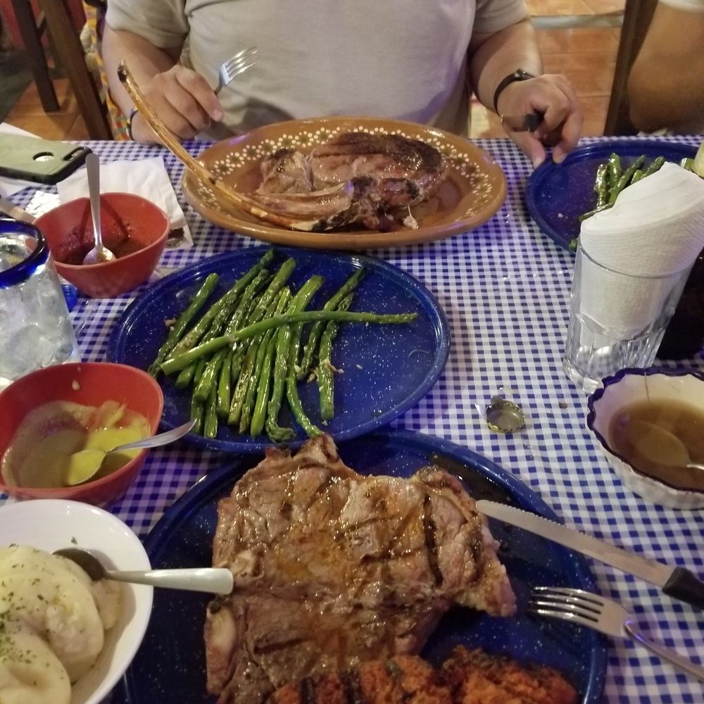 Sonora Al Sur - Top: Tomahawk Bottom: Porterhouse w/ Chorizo Asador so delicious - Steakhouses Near Me - Nayarit, NAY Sonora Al Sur - Top: Tomahawk Bottom: Porterhouse w/ Chorizo Asador so delicious - Steakhouses Near Me - Nayarit, NAY