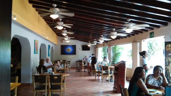 100% Natural Cancún by null