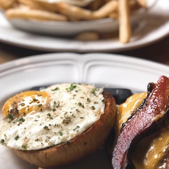 Au Cheval - Bars Near Me - Chicago, Illinois Au Cheval - Bars Near Me - Chicago, Illinois