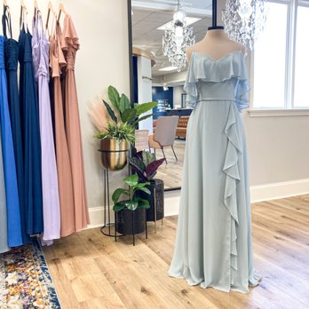 Amanda's Touch, Roanoke - Bridesmaid gowns in all the most sought after colors - Formal Wear Near Me - Roanoke, Virginia Amanda's Touch, Roanoke - Bridesmaid gowns in all the most sought after colors - Formal Wear Near Me - Roanoke, Virginia