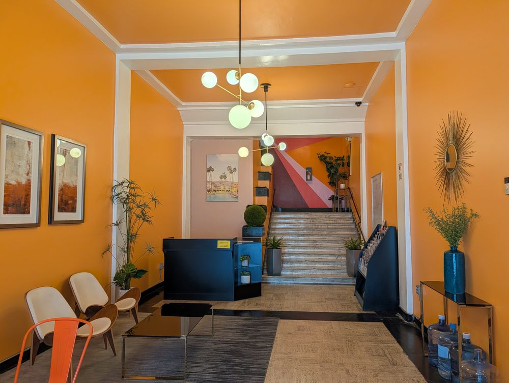Libra Hotel
