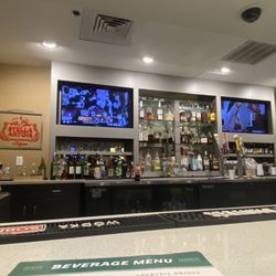 Camp David Restaurant - Bar