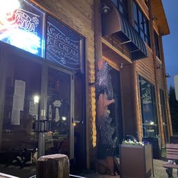 It's 7:13 am and this Starbucks in Mackinac City, MI is supposed to be open at 7 am. This is the only coffee shop in a 30 mile radius. It's 7:13 am and this Starbucks in Mackinac City, MI is supposed to be open at 7 am. This is the only coffee shop in a 30 mile radius.