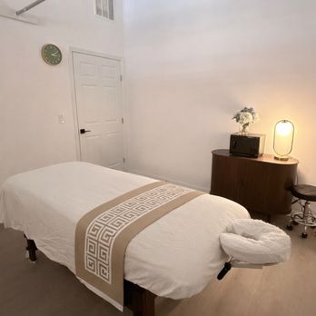Sabai Wellness Spa - Massage Therapy Near Me - Georgetown, Texas
