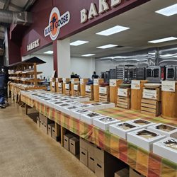 Blue Goose Fruit Market & Bakery