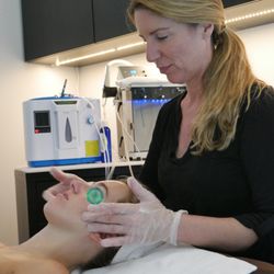 Clear Skin America - Shannon giving a facial