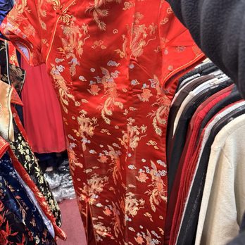 Karen Collection - Traditional Clothing Near Me - Los Angeles, California Karen Collection - Traditional Clothing Near Me - Los Angeles, California
