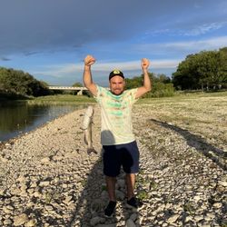 North Llano River RV Park - Junction