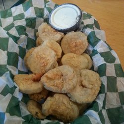 Beef 'O' Brady's - Fried pickles