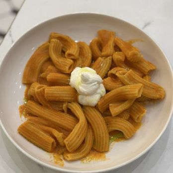Cècile Trattoria - Vodka Lumaconi - Italian Near Me - Glendale, California Cècile Trattoria - Vodka Lumaconi - Italian Near Me - Glendale, California