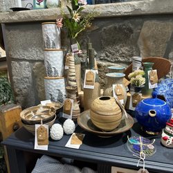Tracy's Rustic Relics - Some of those ceramics are made by Hiraeth Ceramics: https://hiraethceramics.com/