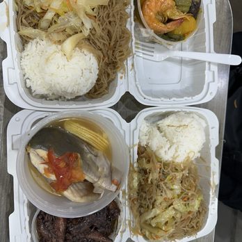 PhilHouse - 1/2 pancit with rice, fish sinigang & pinakbet - Filipino Near Me - Las Vegas, Nevada PhilHouse - 1/2 pancit with rice, fish sinigang & pinakbet - Filipino Near Me - Las Vegas, Nevada