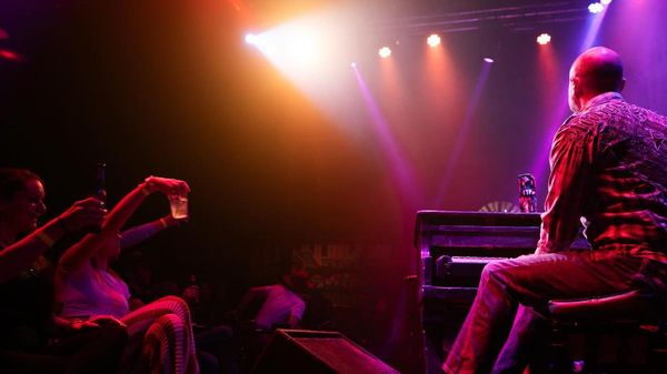 Louie Louie's Dueling Piano Bar by null