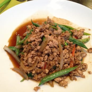 ZENse - Basil w/ chicken - Thai Near Me - Irving, Texas