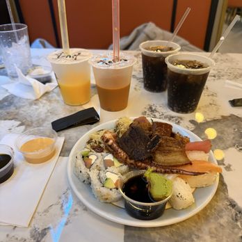 Feast Buffet & Banquet - Assortment of Drinks & Food - Buffets Near Me - Woodbury, Minnesota Feast Buffet & Banquet - Assortment of Drinks & Food - Buffets Near Me - Woodbury, Minnesota