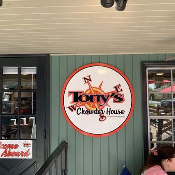 Tonys Chowder House - Seafood Near Me - Mount Dora, Florida