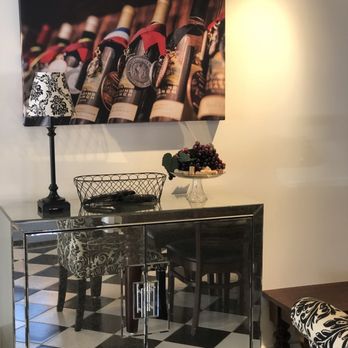 Ursa at Branch On High - Sitting area side - Wine Tasting Room Near Me - Comfort, Texas Ursa at Branch On High - Sitting area side - Wine Tasting Room Near Me - Comfort, Texas