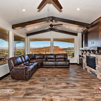 Alcoa Construction - Custom home Family Room - General Contractors Near Me - Saint George, Utah Alcoa Construction - Custom home Family Room - General Contractors Near Me - Saint George, Utah