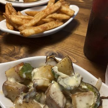 Santa Fe Cattle - Santa Fe tots with Queso - American Near Me - Fort Payne, Alabama Santa Fe Cattle - Santa Fe tots with Queso - American Near Me - Fort Payne, Alabama
