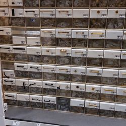 Lowe's Home Improvement - Drawer pulls not labeled or mislabeled.